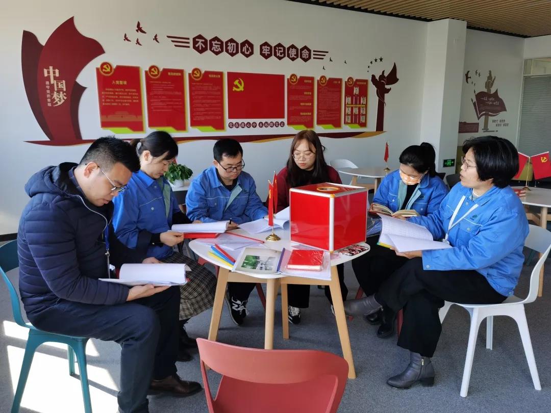 無錫日聯(lián)黨支部發(fā)揮黨員先鋒模范作用，開工首日提出黨建工作新要求